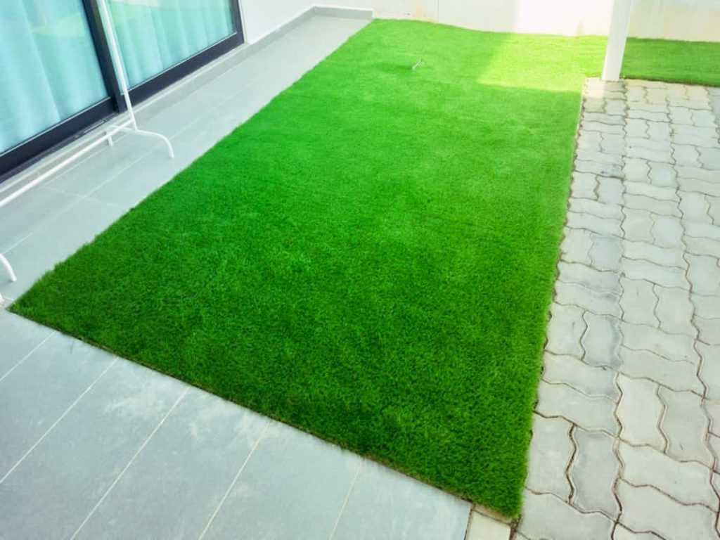 Artificial Green Carpet